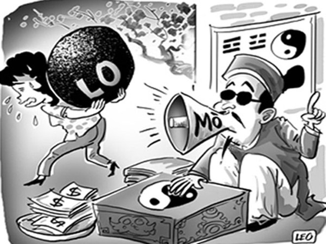 Xem bói lừa tiền