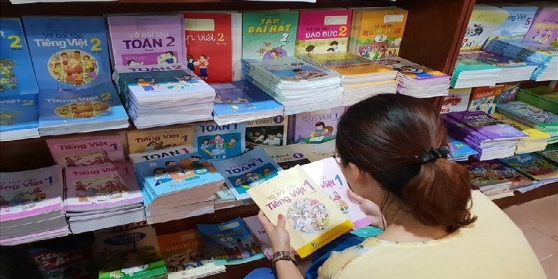 Buôn bán sách giả bị xử lý như thế nào?