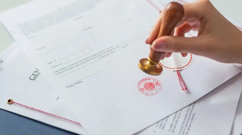 Pháp luật đối với trường hợp lừa ký tên vào giấy trắng