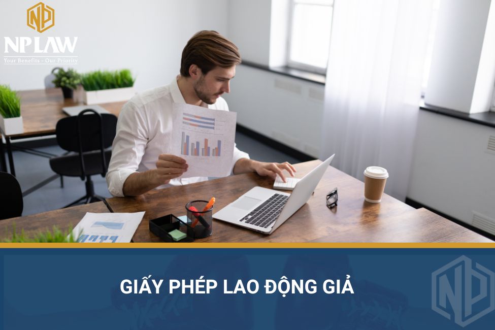 Giấy phép lao động giả