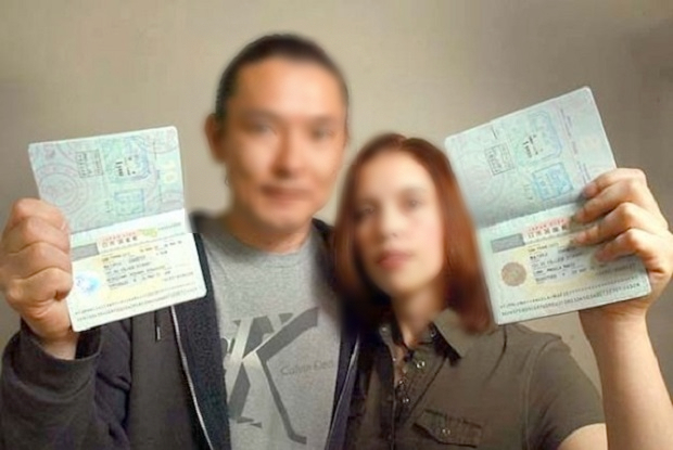 Người nước ngoài xin nhập quốc tịch Việt Nam