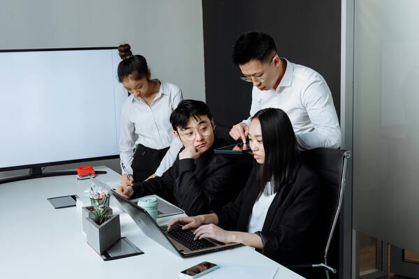 将资本退出股份公司有关的法律问题