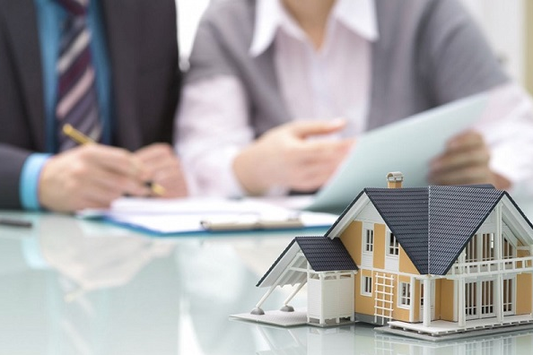 Quy định của pháp luật hiện hành về quảng cáo trên băng rôn