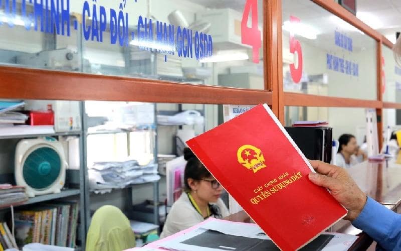 Quy định pháp luật về đổi sổ đỏ sang mẫu mới