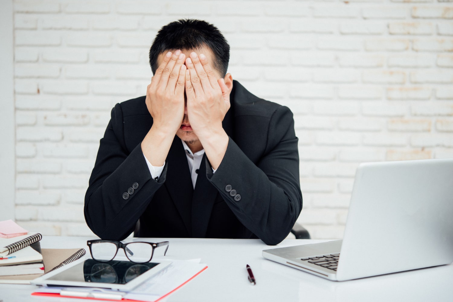Tìm hiểu quy định về chấm dứt hoạt động văn phòng đại diện thương nhân ở nước ngoài