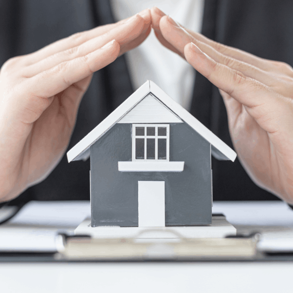 Luật sư tư vấn bất động sản là gì? Những điều cần biết trước khi mua bán nhà đất