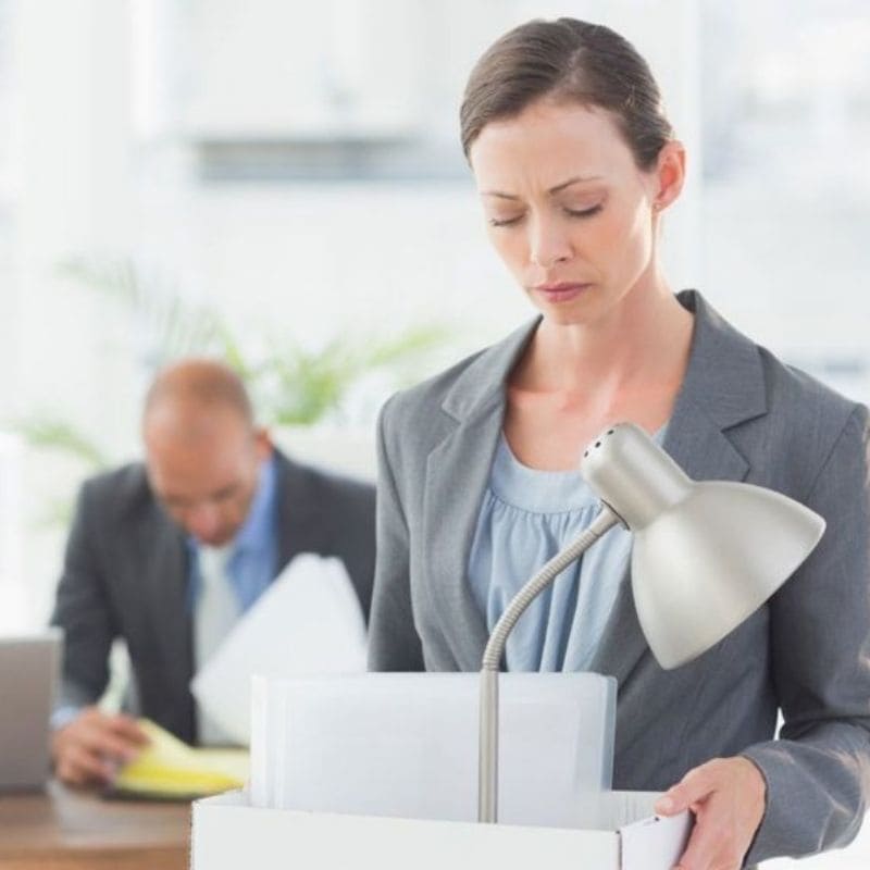 Hết thời hiệu xử lý kỷ luật nhưng vẫn ra quyết định sa thải: quy định mới và hướng xử lý theo pháp luật lao động