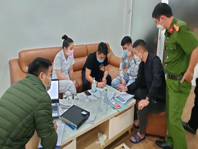 Những điều cần biết khi xin cấp phép hành nghề phẫu thuật thẩm mỹ