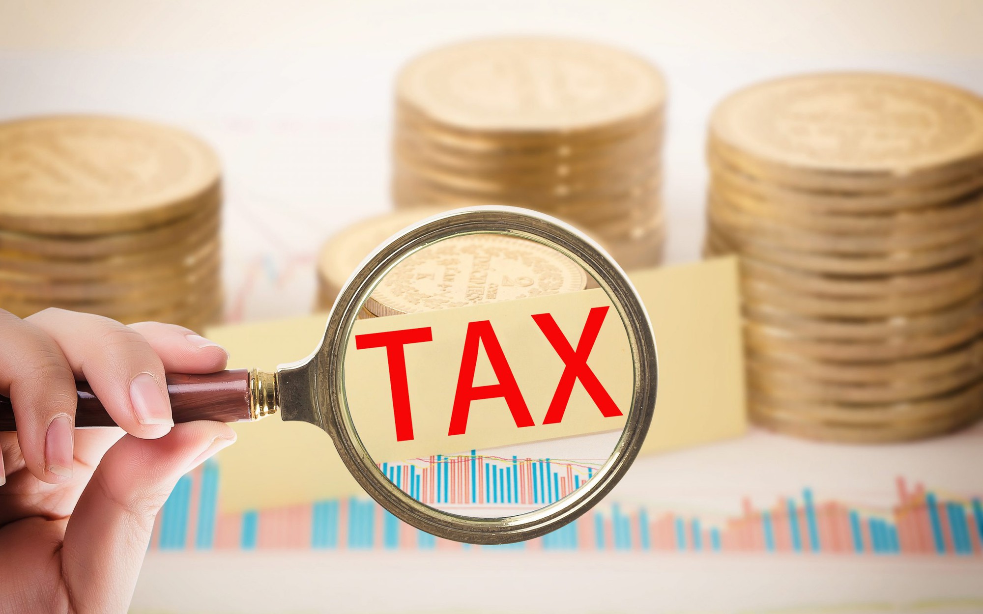 Handling tax disputes for enterprises in accordance with law