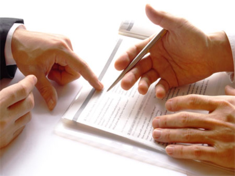Unilateral modification of contract terms: how is it resolved?
