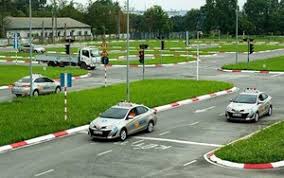 Quy định pháp luật về giấy chứng nhận giáo viên dạy thực hành