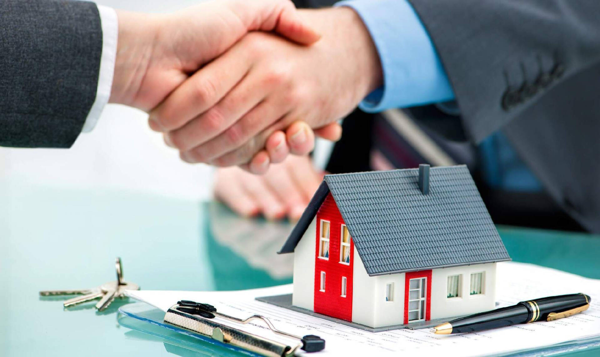 Thực trạng về việc mua nhà thế chấp hiện nay