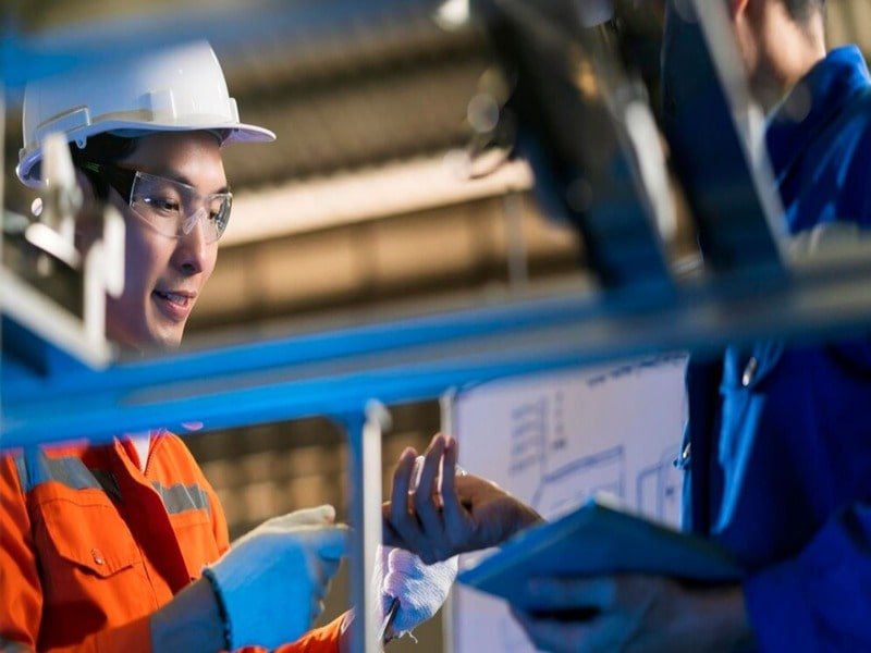 Sản xuất tại nước ngoài và cung cấp tại thị trường nước ngoài theo quy định pháp luật