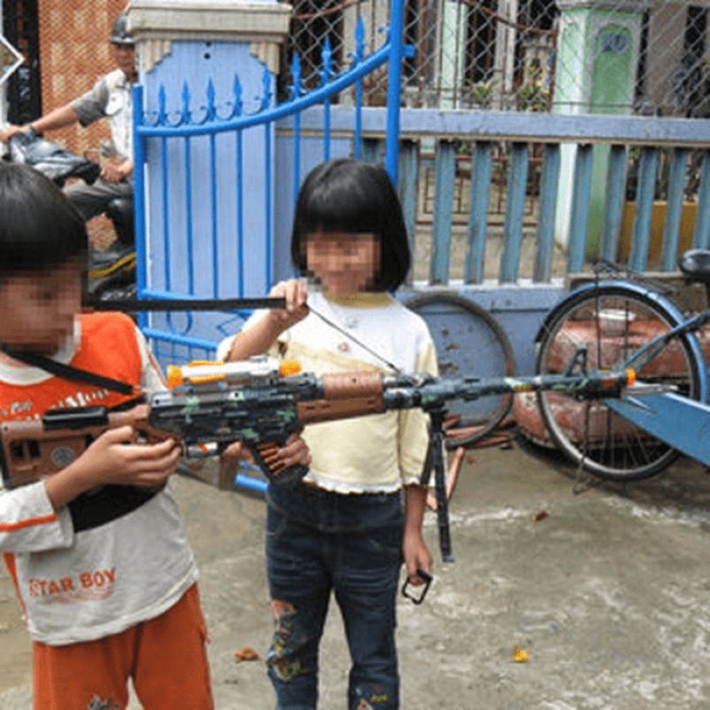 Có được mang súng thể thao về nhà để tự tập luyện không? Trẻ em ở nhà vô tình chơi phải súng thể thao gây chết người bị xử lý như thế nào?