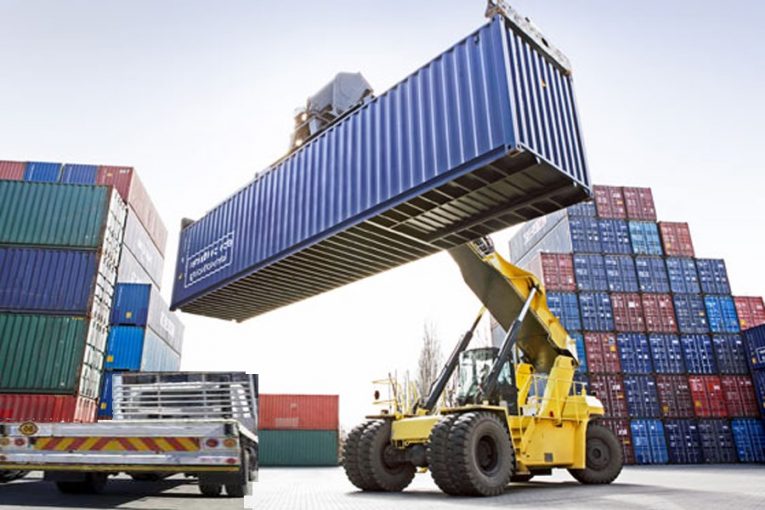 Các thắc mắc liên quan đến Giấy phép tạm xuất, tái nhập
