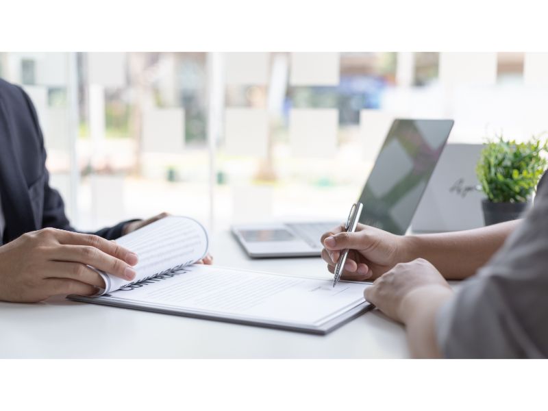Doanh nghiệp không ký hợp đồng lao động được hiểu như thế nào?